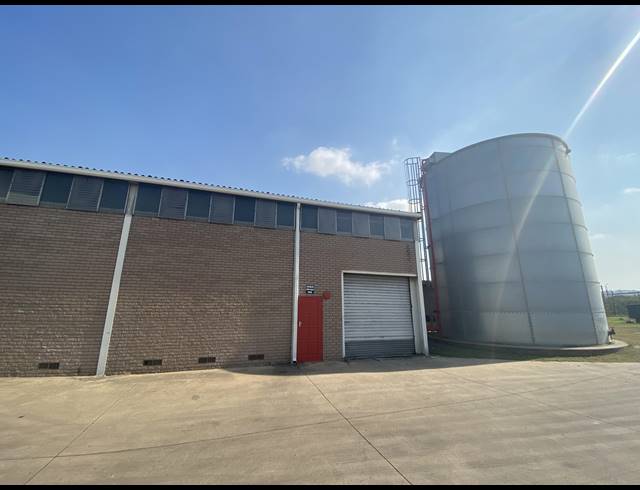 12,018M² WAREHOUSE TO LET IN PROSPECTON INDUSTRIAL